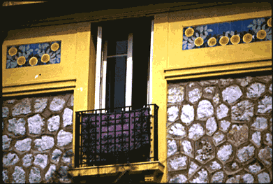 Carol Sutton photograph. copyrighted. title:Yellow Border Window Balcony, Nice, France