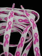 thebcmall_shoelaces.gif, pink ribbon shoelaces from www.TheBCMall.com